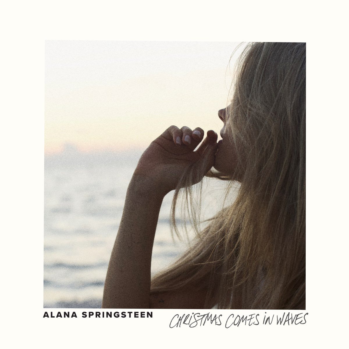 Alana Springsteen ​christmas comes in waves Mp3 Download